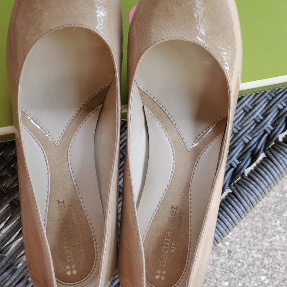 Taupe Naturalizer Pumps Size 8